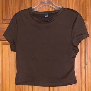 SHEIN Brown Short Sleeve Crewneck Crop Top